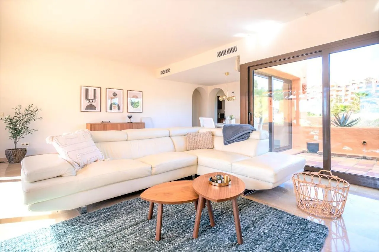 9 Penthouse With Amazing Sea Views, Close To Golf Manilva Duquesa Apartment